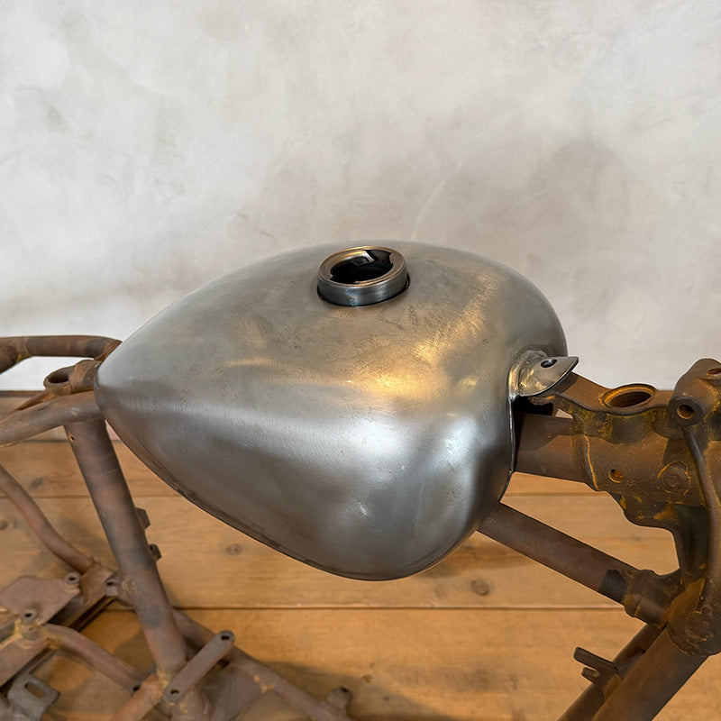 CLASSIC PEANUT FUEL TANK-Deep