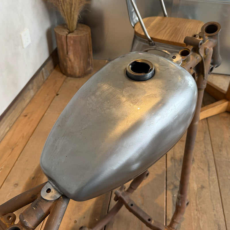 CLASSIC PEANUT FUEL TANK-Deep